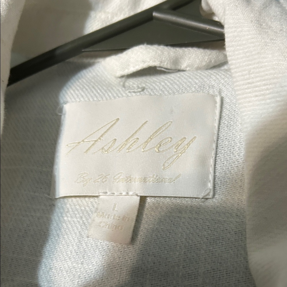 Ashley By 26 International Cream Button-Up Women Jacket size large Few stains. - Picture 10 of 14